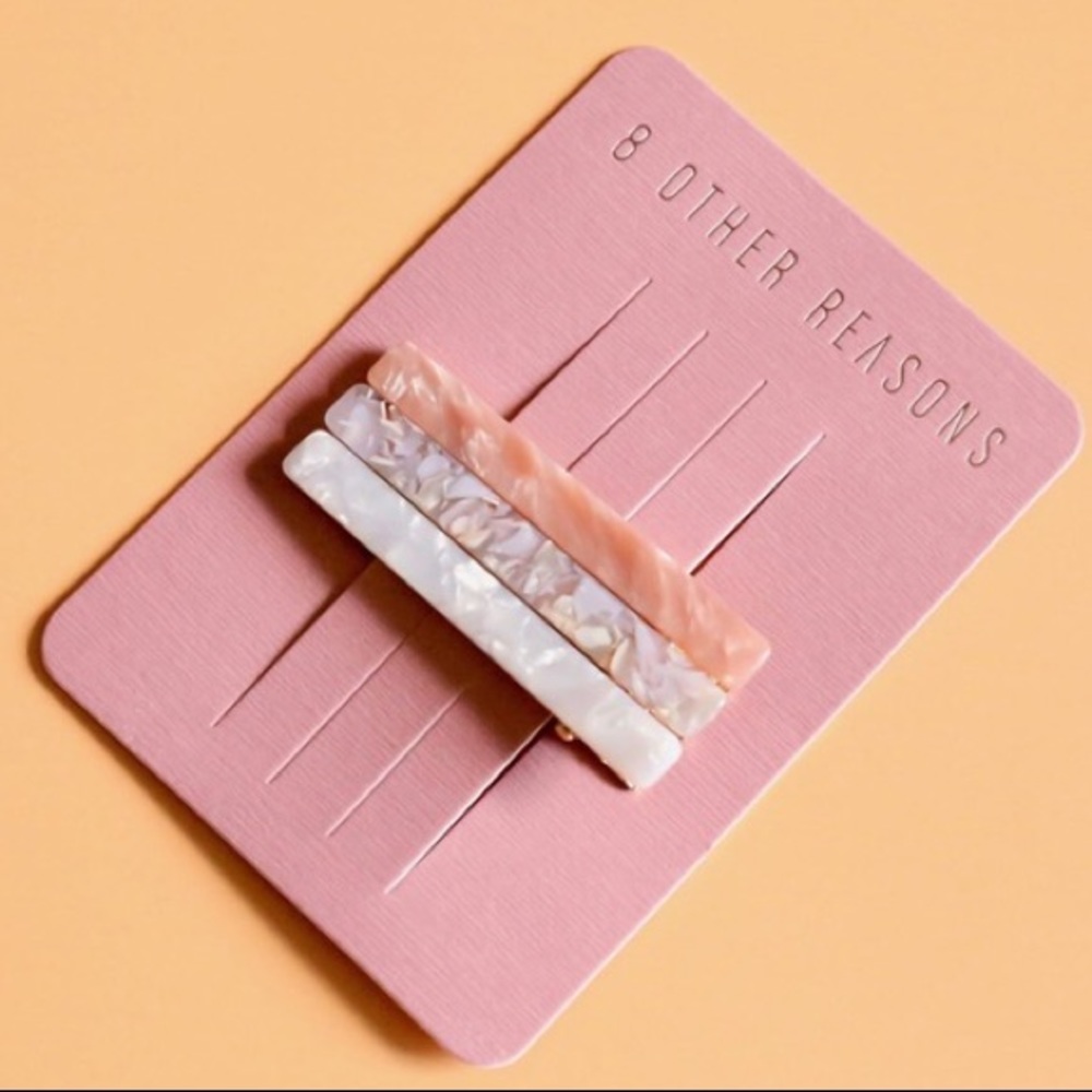 8 other reasons runway clip trio